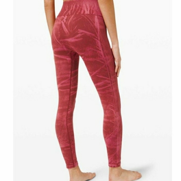 LULULEMON Ebb To Street Tight Wash Legging Size 2 - Picture 7 of 11